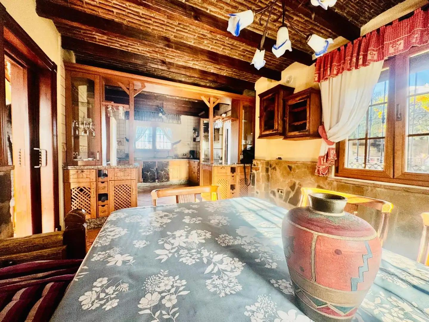 Chalet con terraza en venta en Calle Río Guadiaro 13, imagen 3