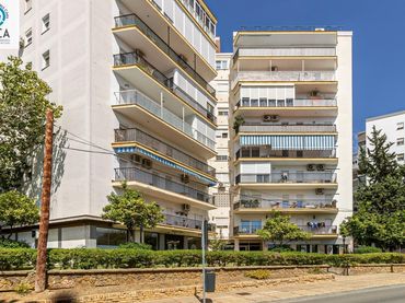 Pis amb ascensor en venda a El Retiro - Parque Atlántico - Ronda este