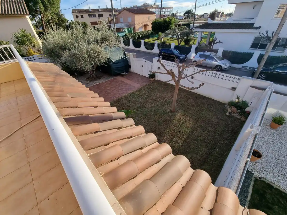 Terrassa de Casa o xalet en venda en Castellón de la Plana / Castelló de la Plana amb Aire condicionat, Calefacció i Terrassa