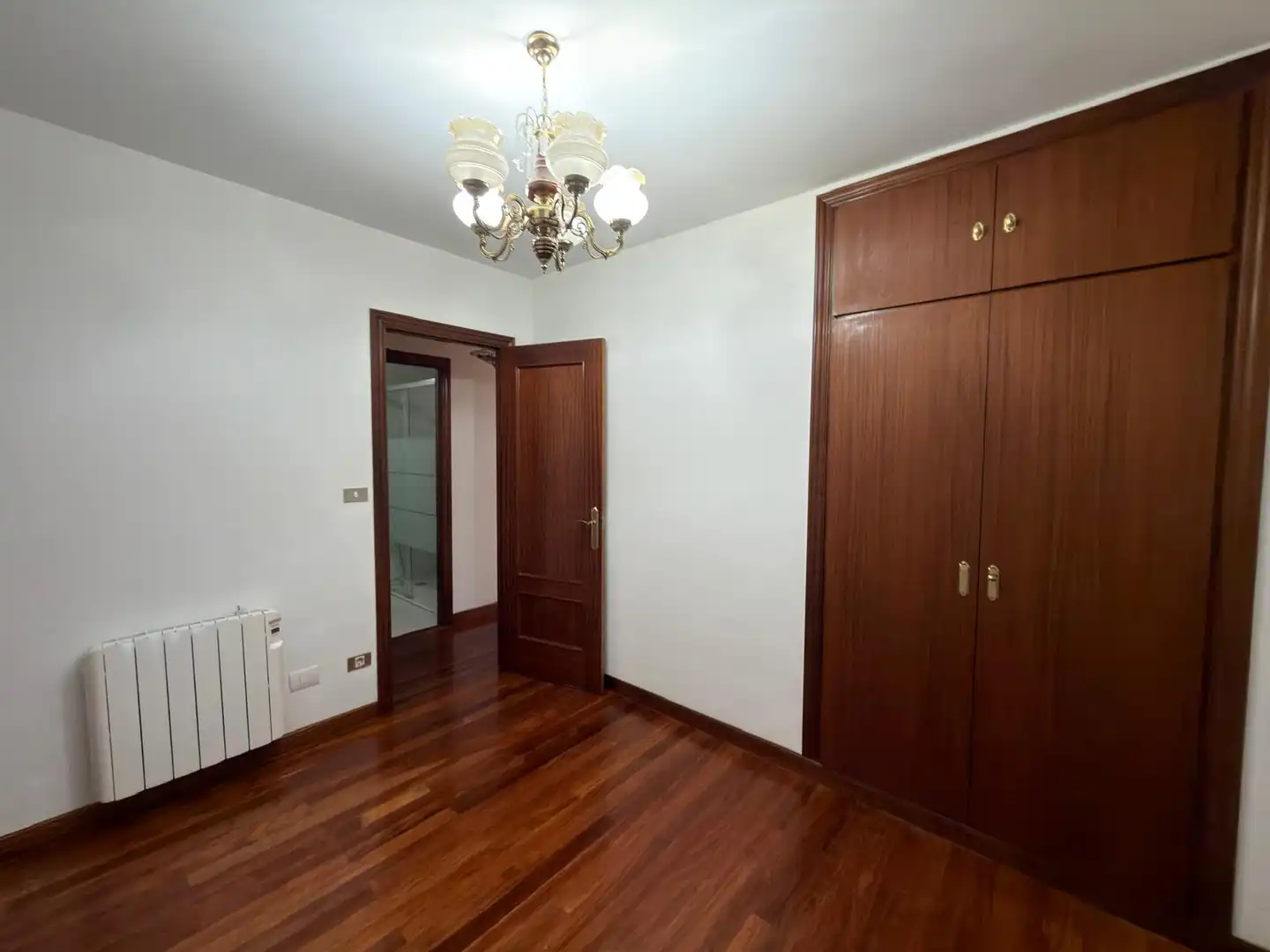 Habitación de Piso en venta en Dima  con Calefacción
