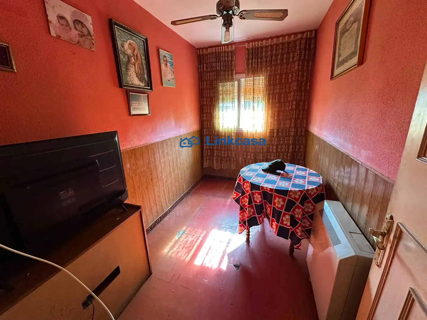 Flat for sale in Madrid  with Heating and Alarm