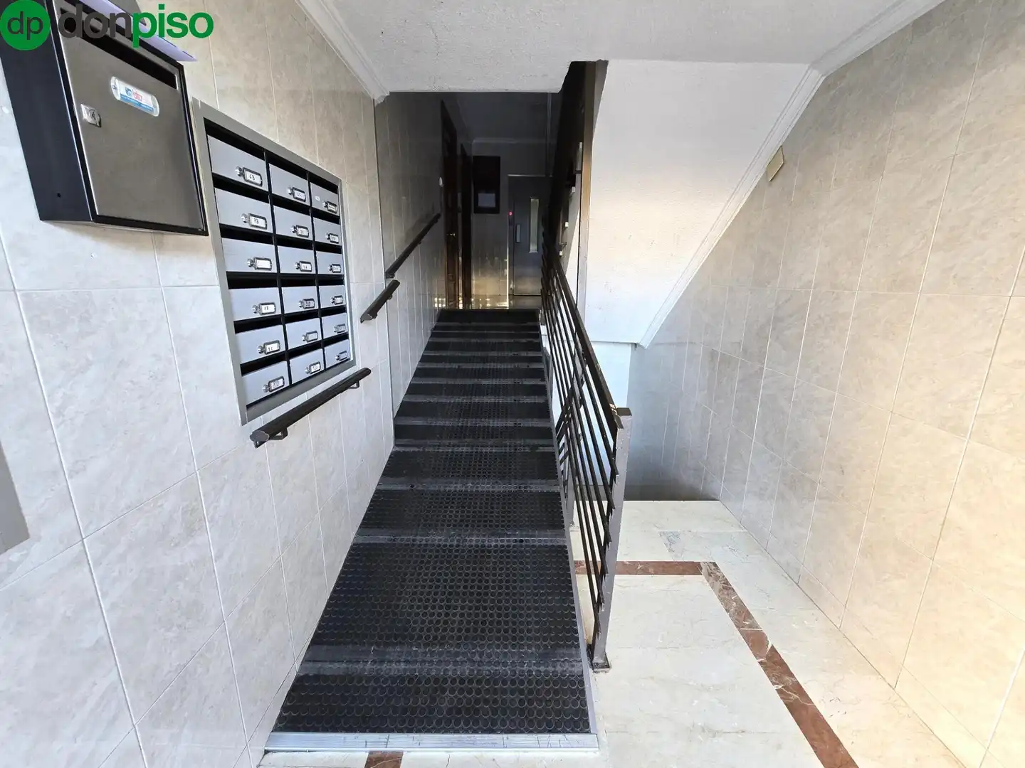 Flat for rent in Calle HENRIQUEZ DE JORQUERA, Cartuja