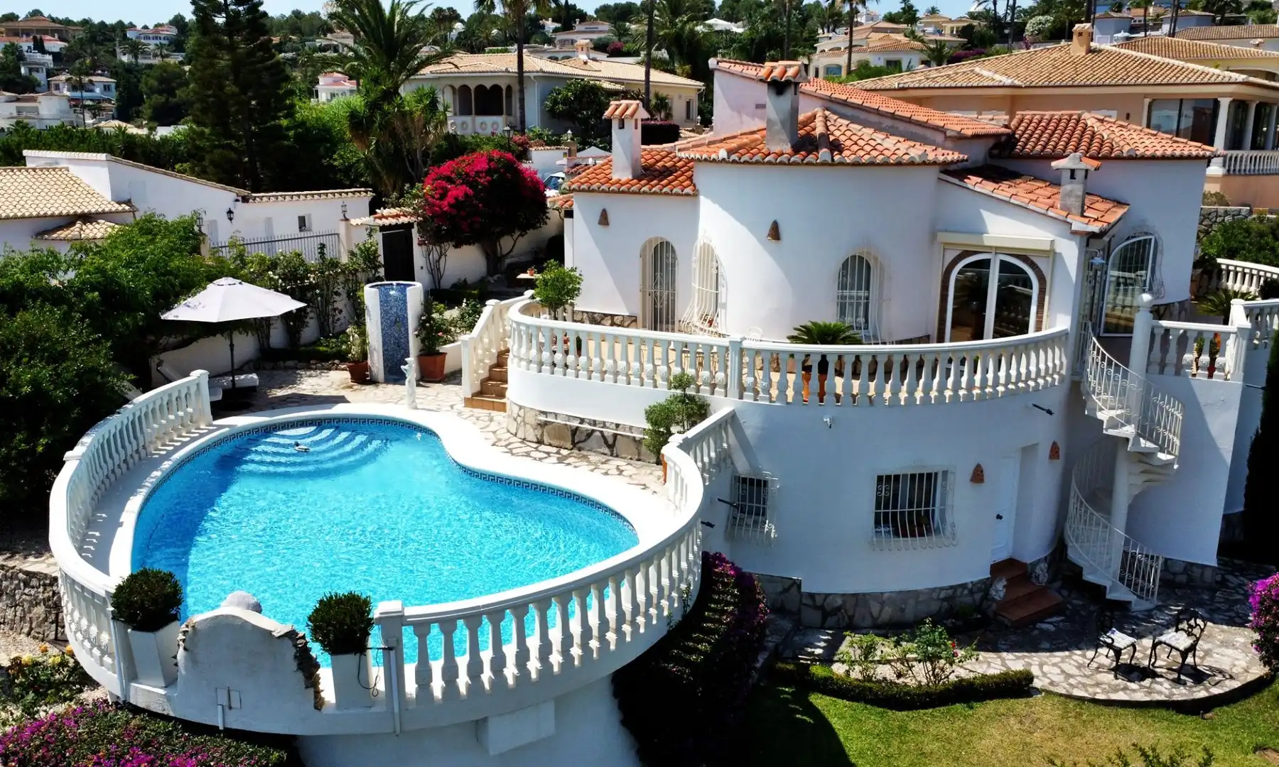 Exterior view of Houses for sale in Dénia  with Heating, Private garden and Storage room