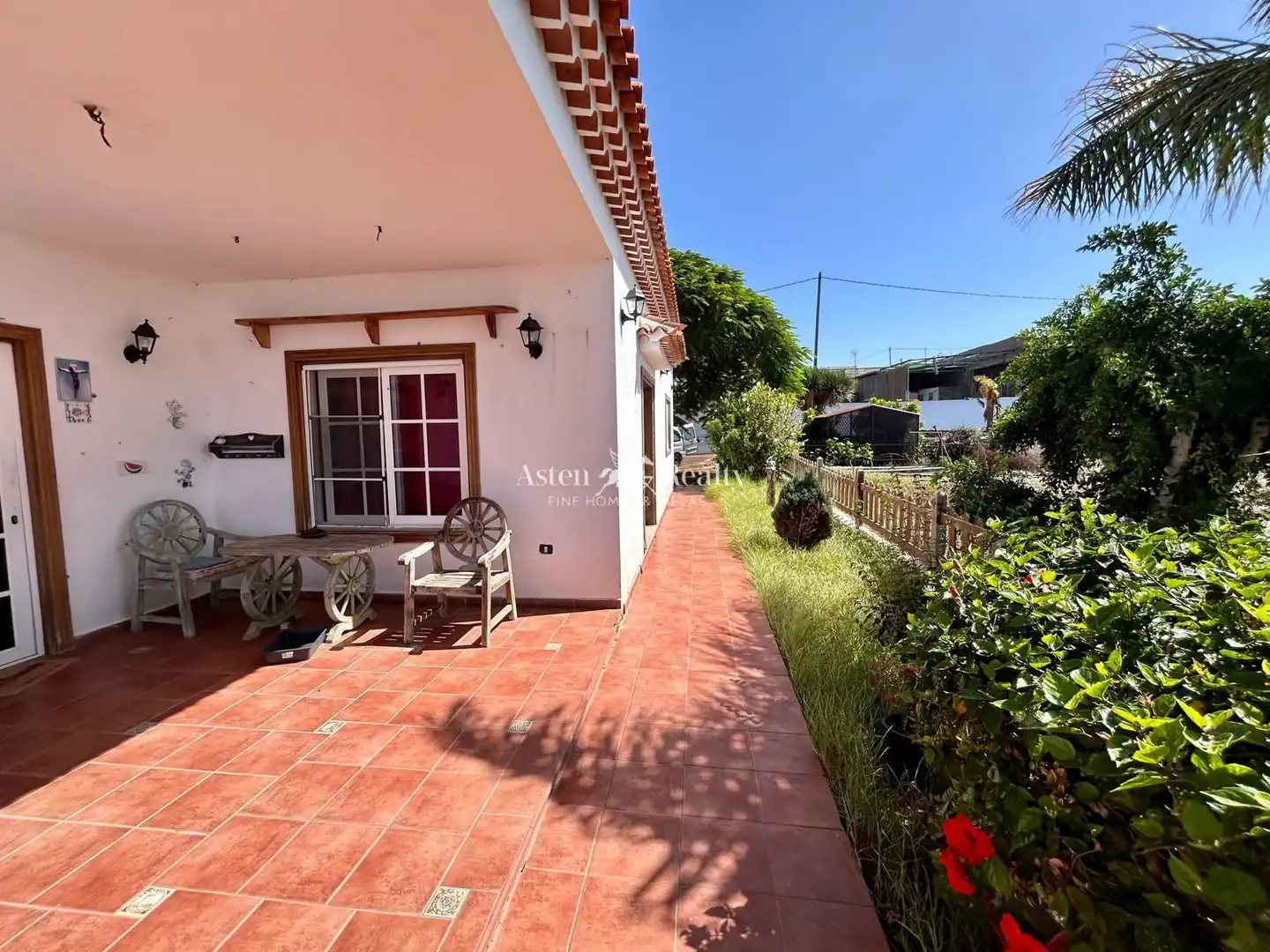 Vista exterior de Casa o xalet en venda en San Cristóbal de la Laguna amb Terrassa, Traster i Piscina