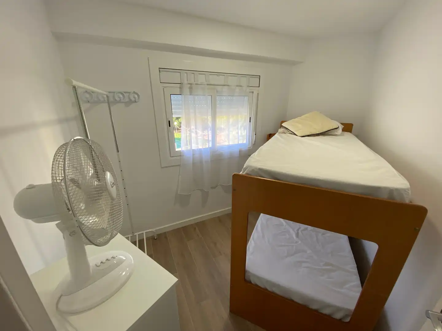 Habitación de Apartamento en venta en Calonge i Sant Antoni con Terraza, Amueblado y Horno