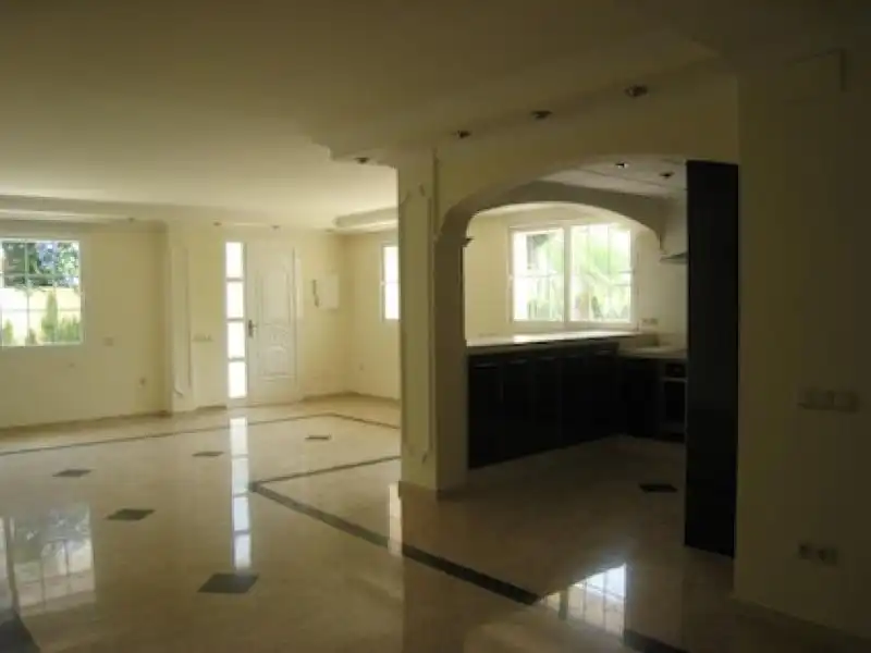 Chalet con piscina en venta en Pueblo - Urbanizaciones, imagen 5