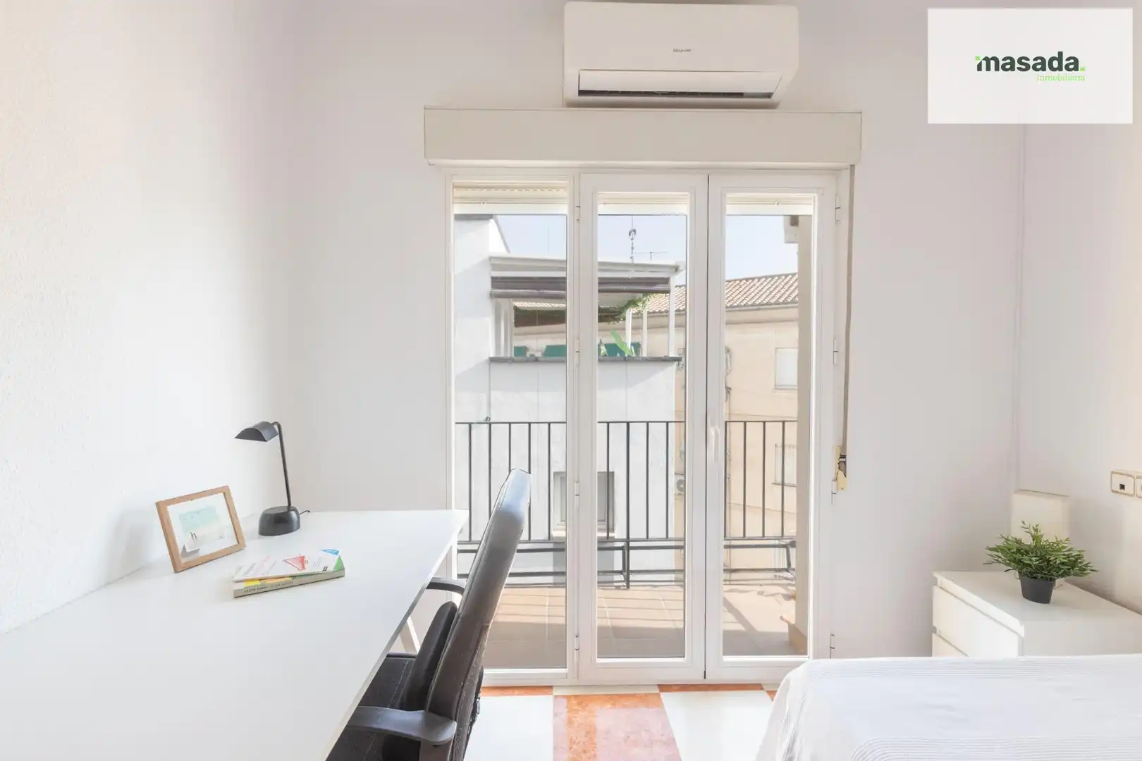 Terraza de Piso en venta en Granada con Terraza y Amueblado