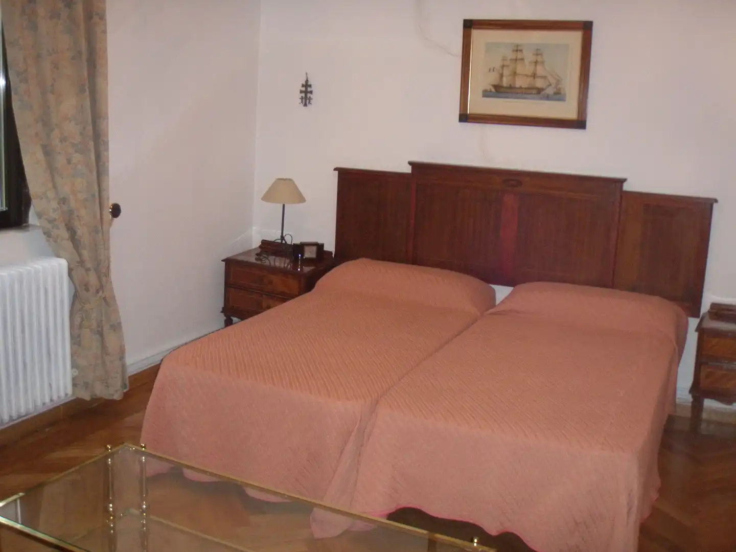 Dormitori de Casa o xalet en venda en Fresno de la Ribera amb Calefacció, Jardí privat i Piscina
