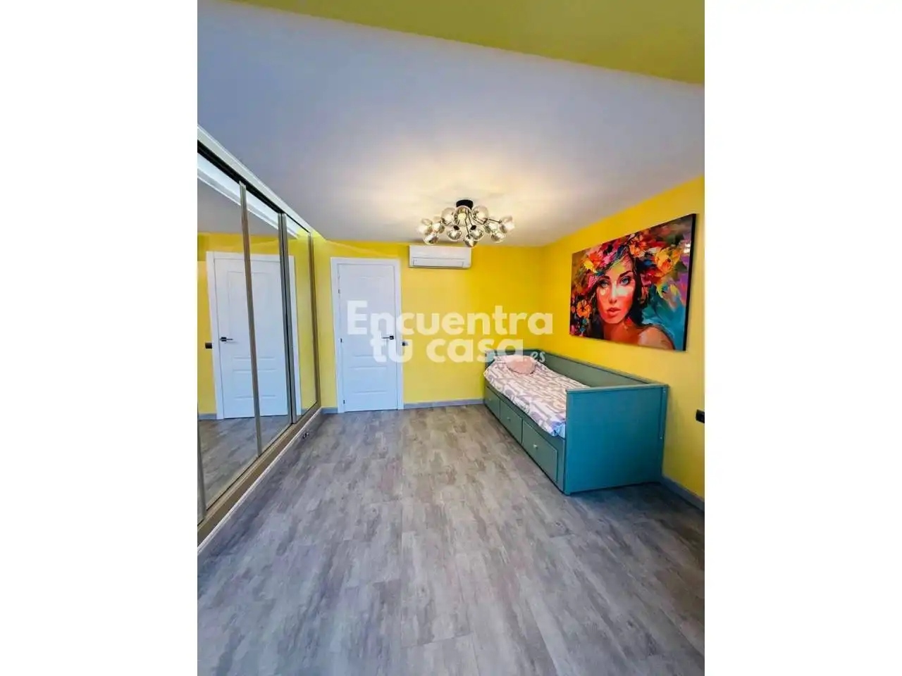 Duplex with pool for sale in Avenida París, imagen 22