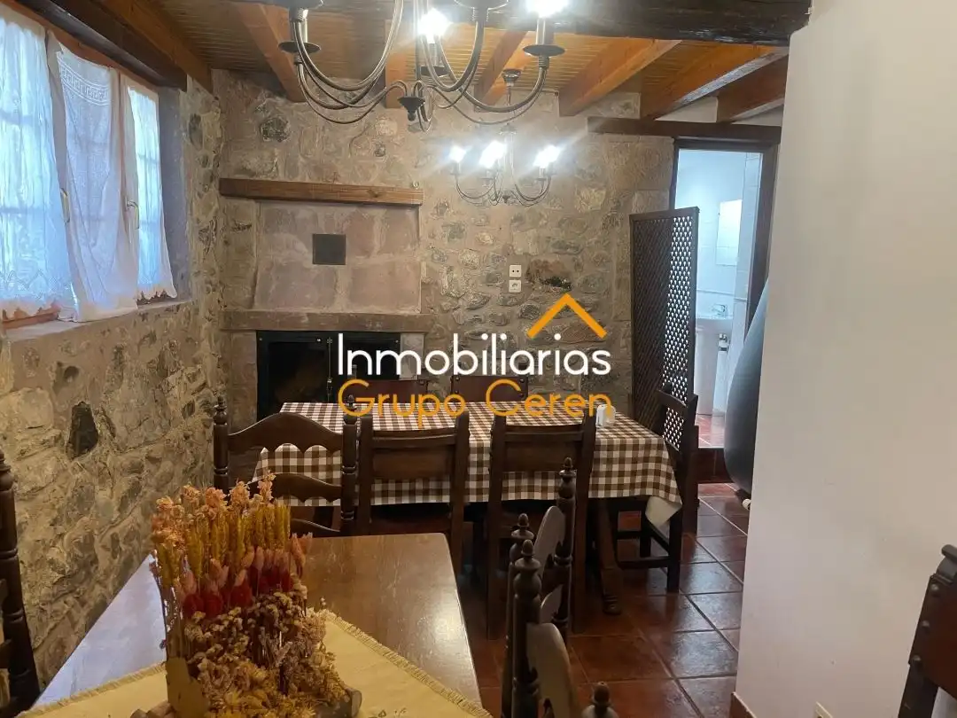 Houses for sale in Santa Cruz del Valle Urbión