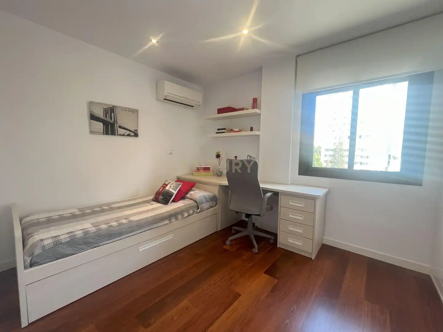Bedroom of Flat for rent in Málaga  with Air Conditioner, Oven and Washing machine