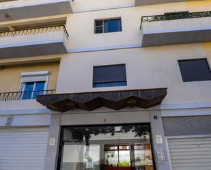 Exterior view of Flat for sale in  Santa Cruz de Tenerife Capital  with Terrace and Balcony