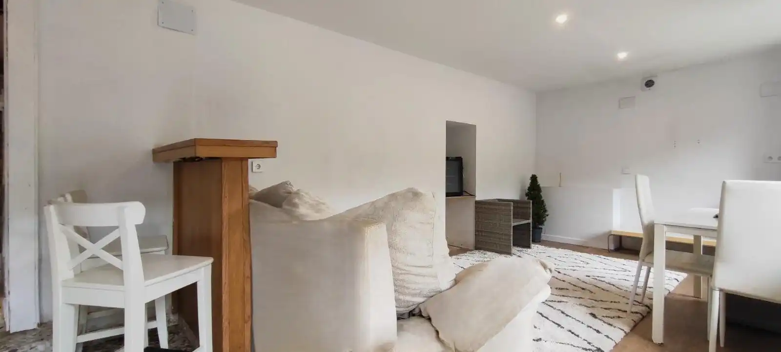 Living room of Houses for sale in Luena   with Heating, Private garden and Storage room