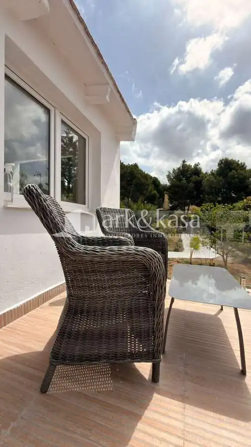 Terrassa de Casa o xalet de lloguer en Sagunto / Sagunt amb Aire condicionat, Jardí privat i Terrassa