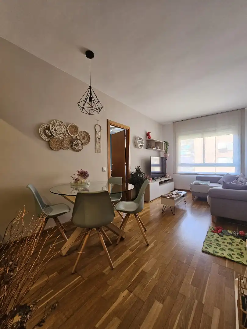 Sala de estar de Piso en venta en Barcelona con Parquet, Amueblado y Horno