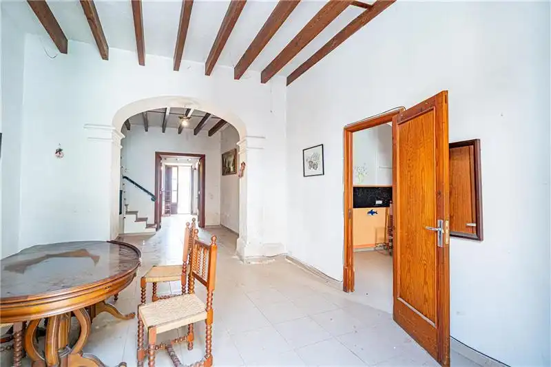Haus oder Chalet zum Verkauf in Llucmajor mit Privatgarten, Terrasse und Möbliert