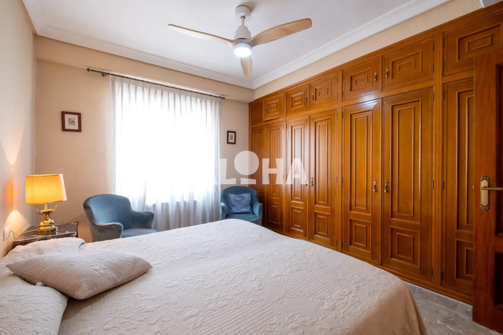 Bedroom of Flat for rent in Valencia  with Air Conditioner, Heating and Furnished
