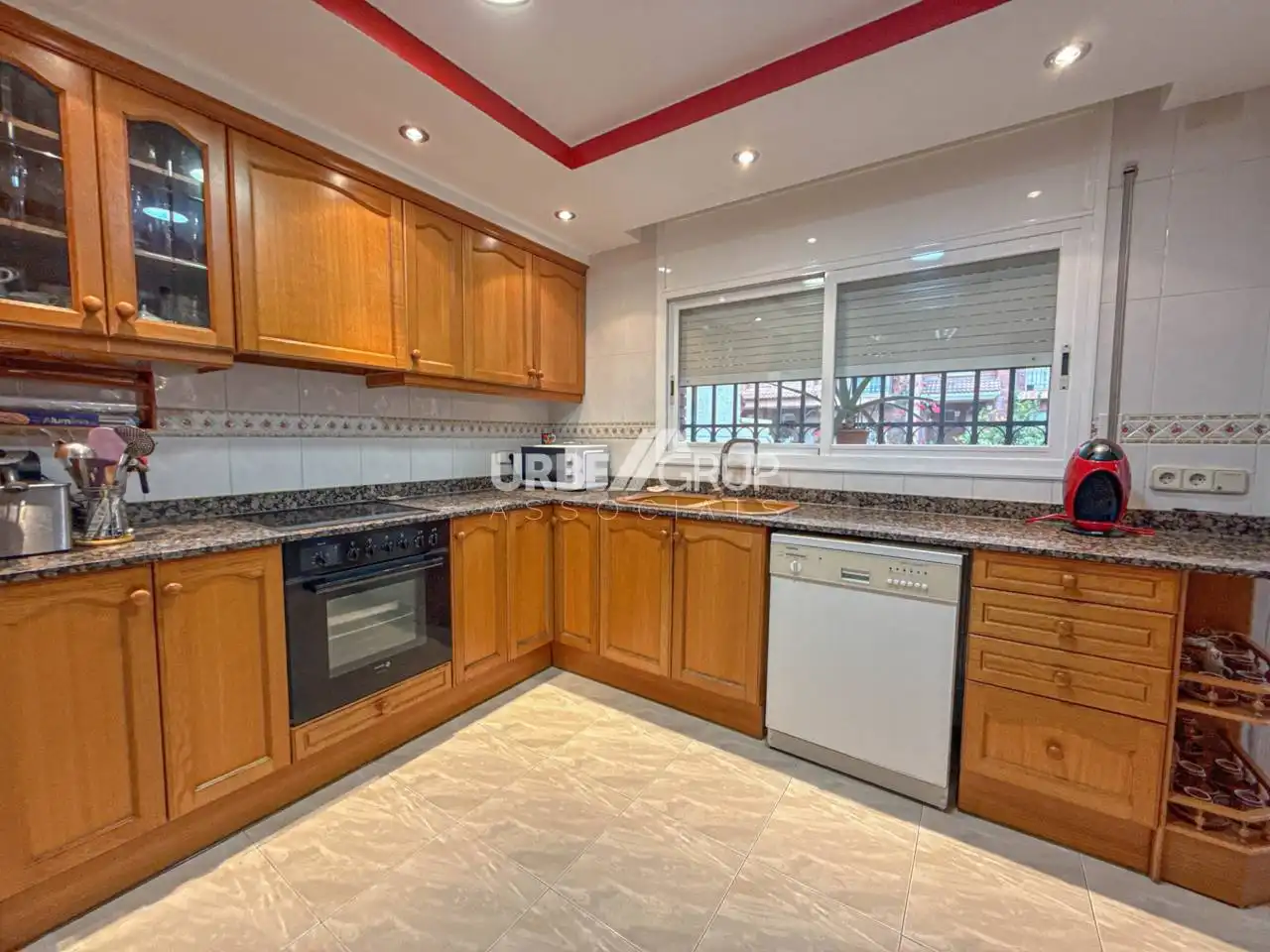 Cocina de Casa o chalet en venta en Martorell con Aire acondicionado, Calefacción y Terraza