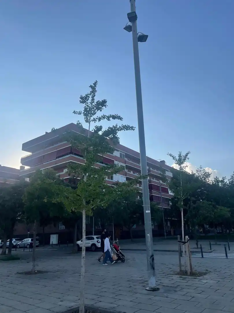 Vista exterior de Piso en venta en Viladecans con Jardín privado y Balcón