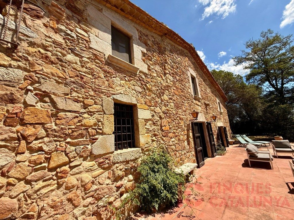 Vista exterior de Casa o xalet en venda en Llagostera