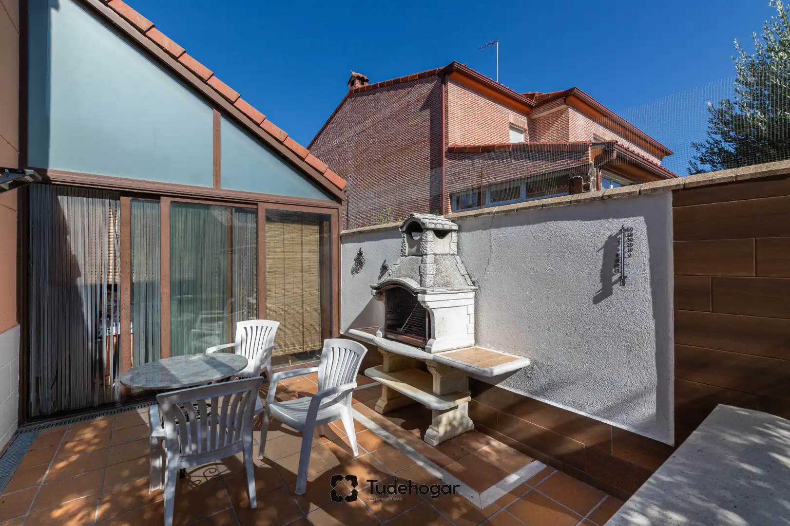 Terraza de Casa o chalet en venta en Tudela de Duero con Calefacción, Jardín privado y Amueblado