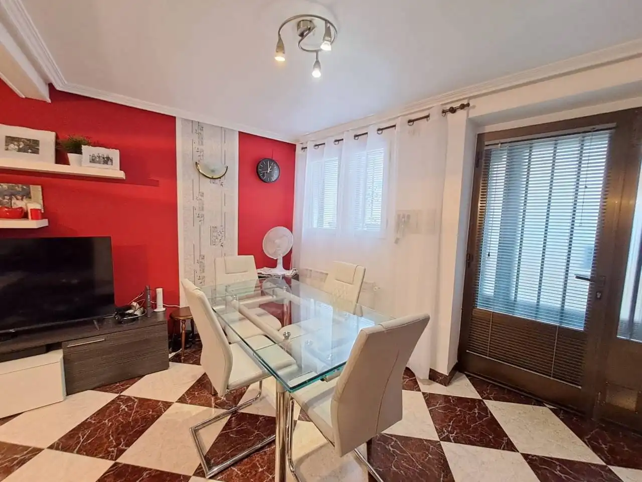 Comedor de Casa adosada en venta en Cardeñajimeno con Calefacción y Parquet