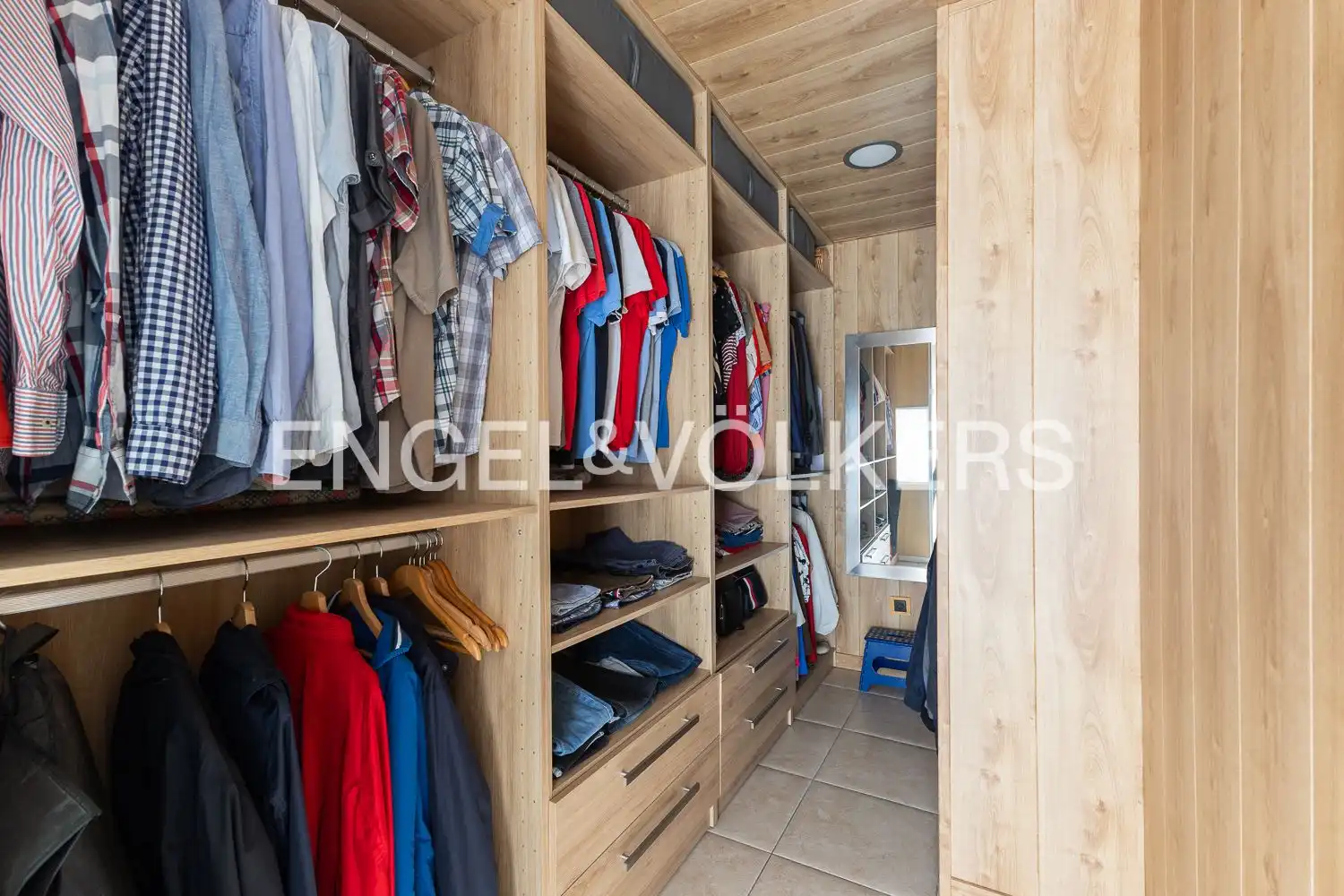 Houses for sale in La Pobla de Vallbona  with Air Conditioner, Heating and Terrace