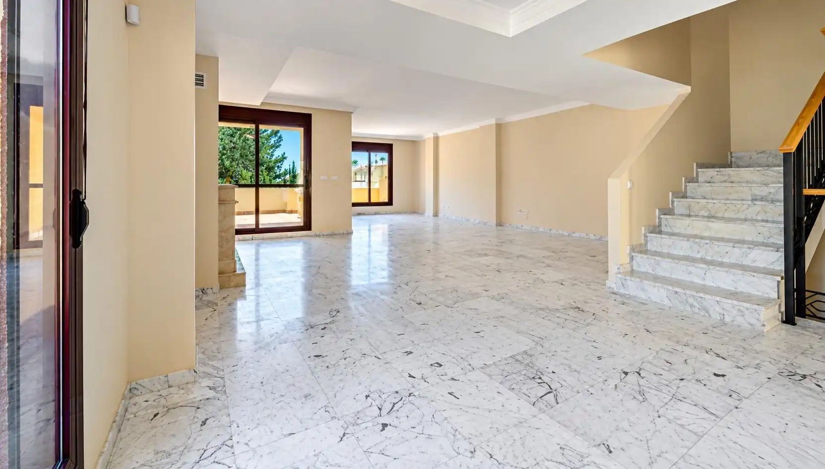 Casa pareada con terraza en venta en Calle Calle Sierra de Istán, imagen 11