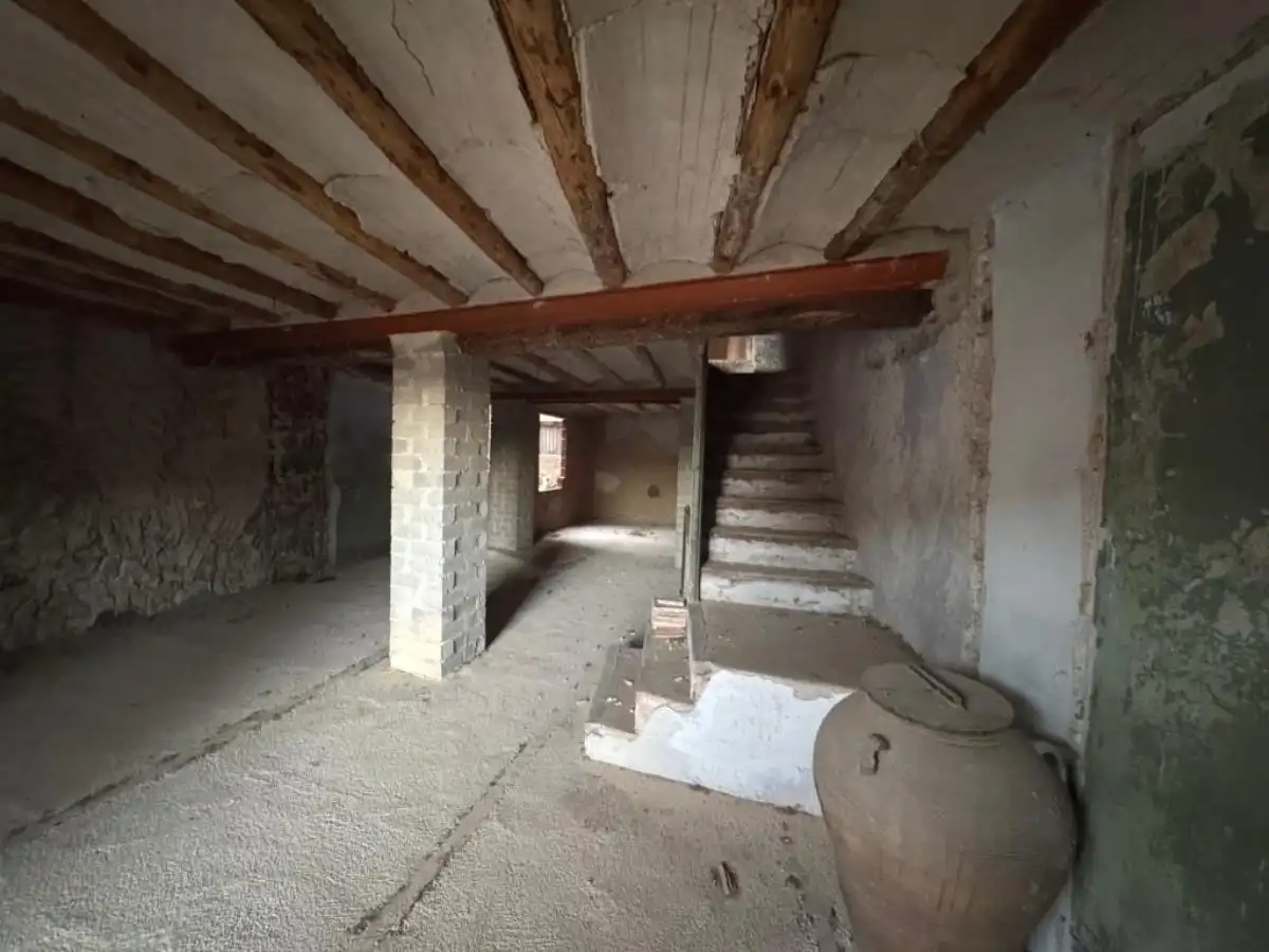 Einfamilien-Reihenhaus zum Verkauf in Beceite mit Balkon