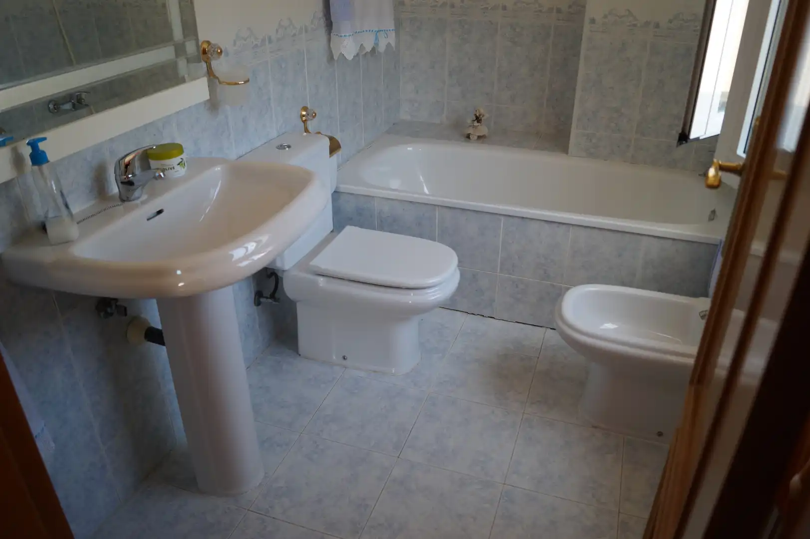 Baño de Casa adosada en venta en Guadalajara con Jardín privado y Terraza