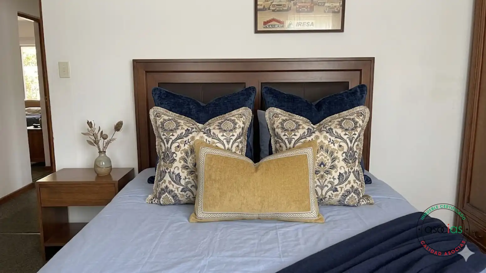 Schlafzimmer von Geschaftsraum zum Verkauf in Castrillón mit Klimaanlage und Möbliert