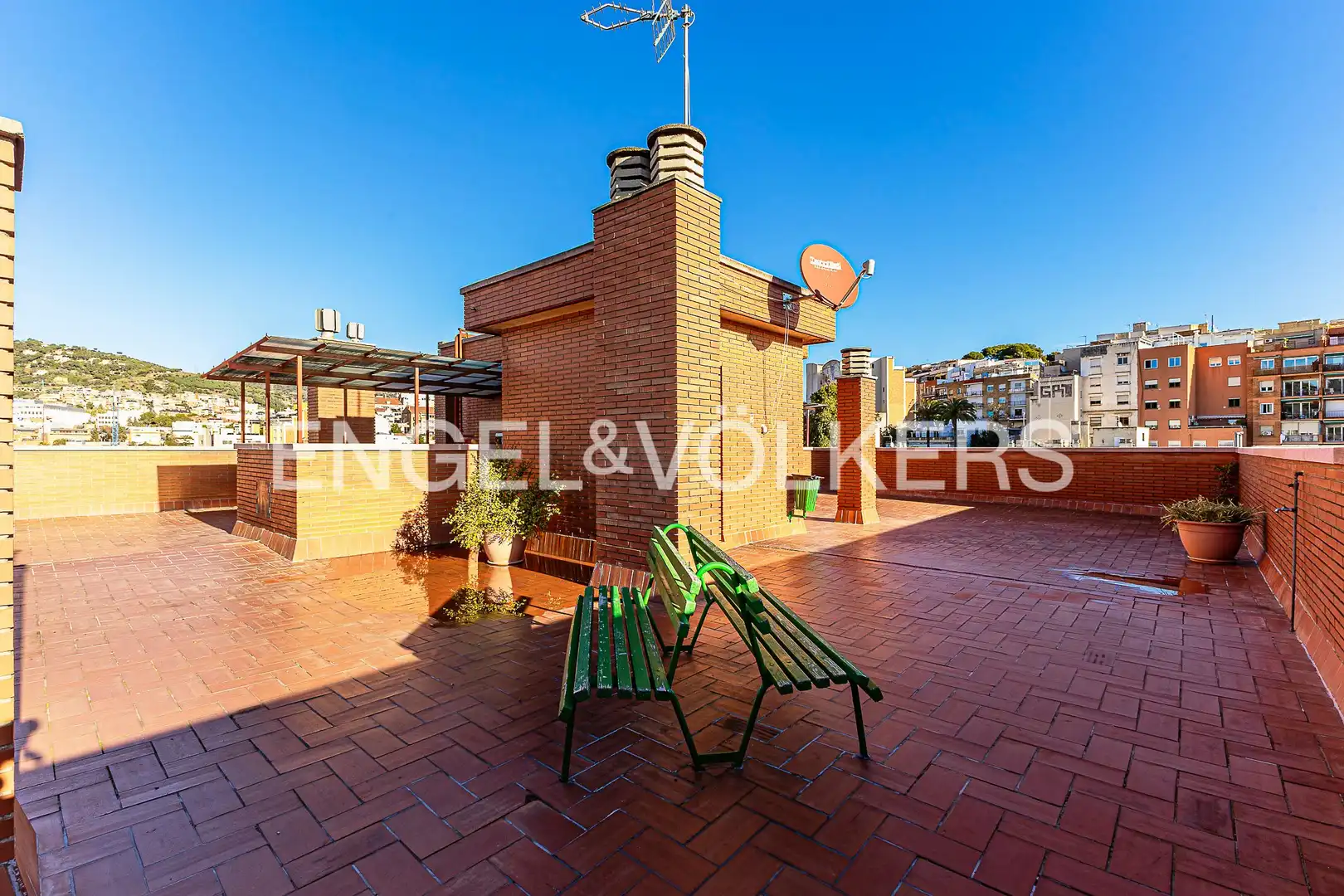 Terraza de Piso en venta en Barcelona con Calefacción, Piscina y Balcón