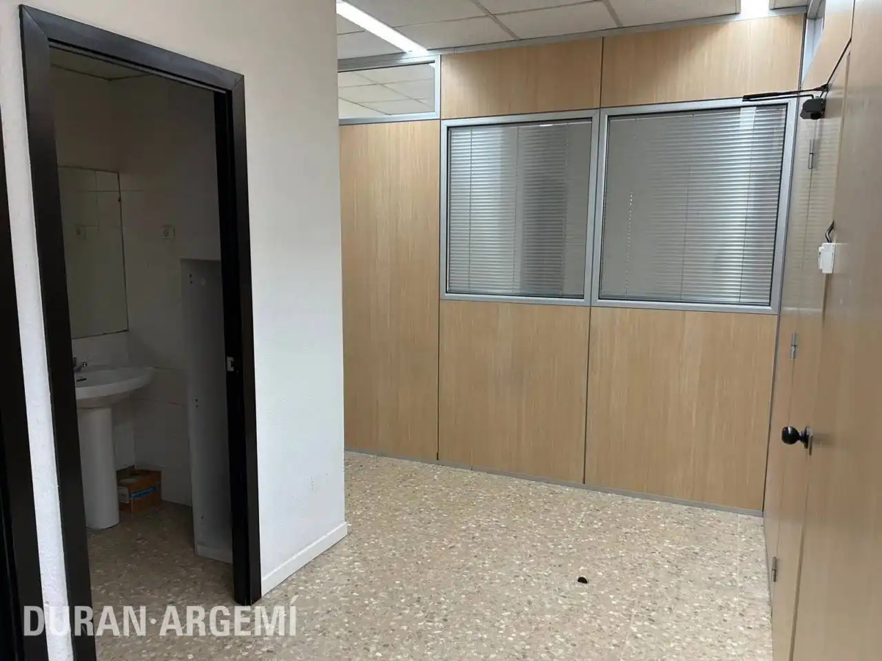 Geschaftsraum zur Miete in Terrassa