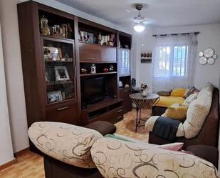 Living room of Flat for sale in  Cádiz Capital  with Air Conditioner