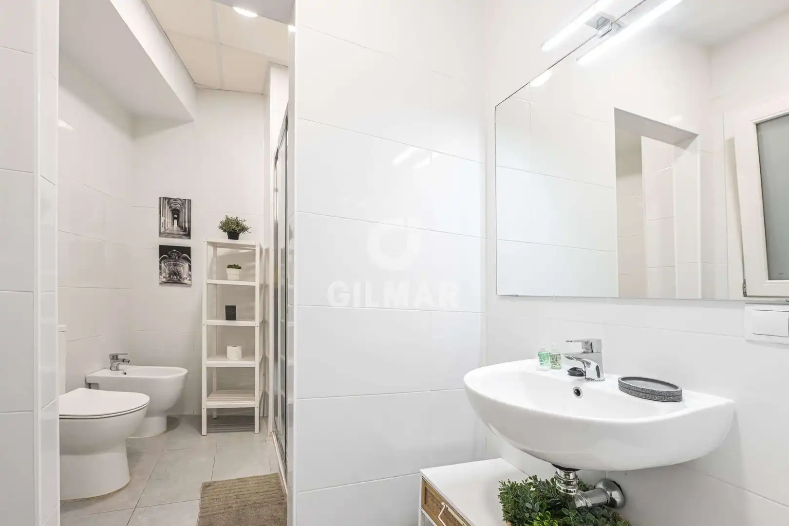 Baño de Piso en venta en Cádiz con Calefacción y Balcón