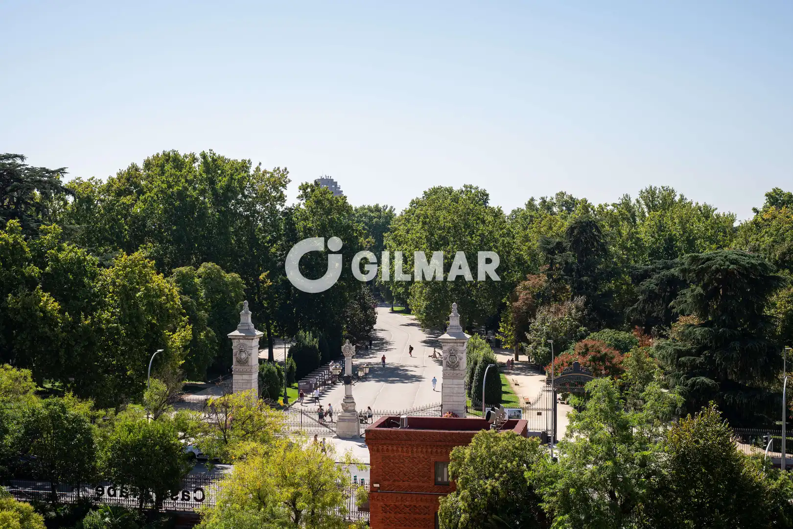 Jardín de Dúplex en venta en Madrid con Calefacción y Balcón
