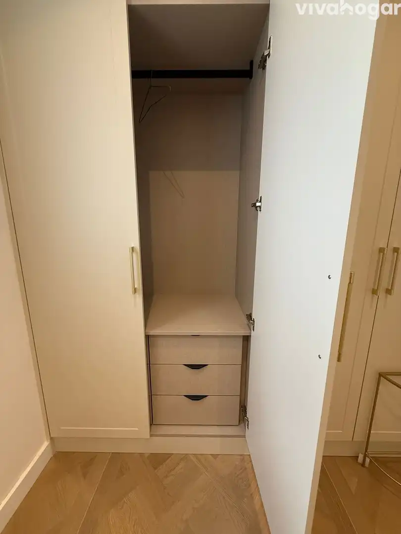 Bedroom of Flat for sale in Madrid  with Air Conditioner, Heating and Furnished