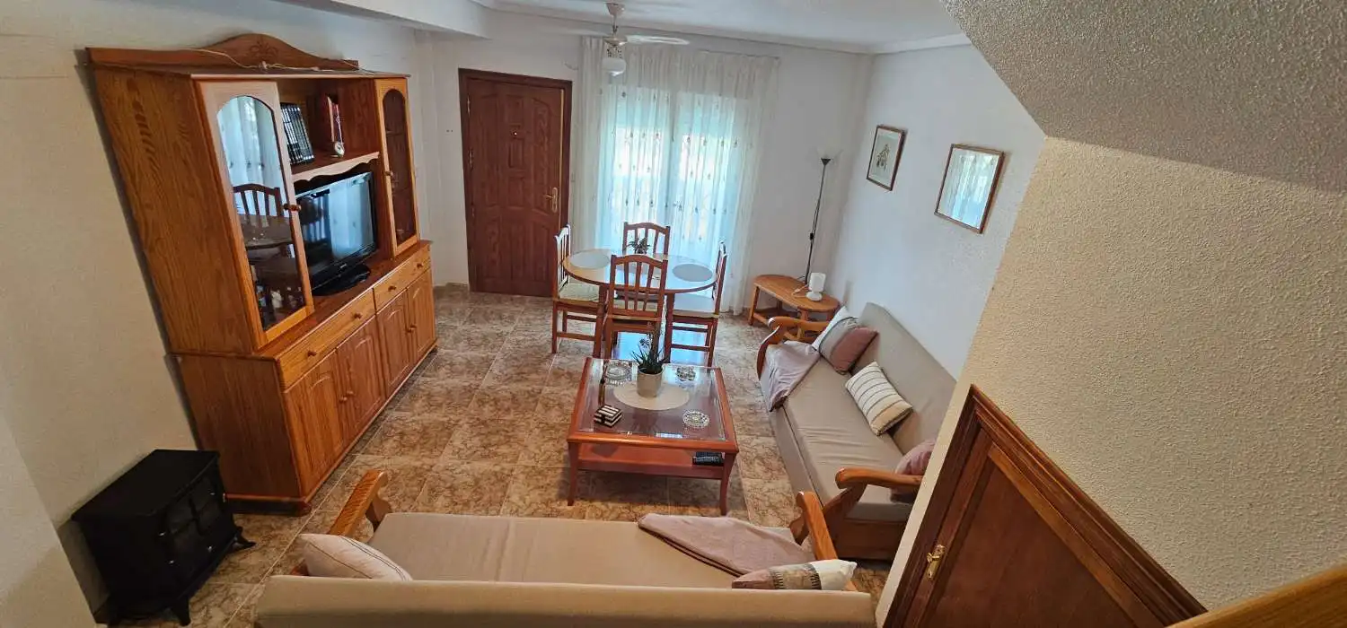 Sala de estar de Dúplex en venta en Orihuela con Terraza, Piscina y Amueblado