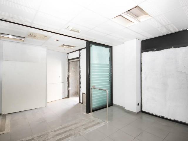 Local comercial en Venta en Jaume Balmes en Vinyets - Molí Vell