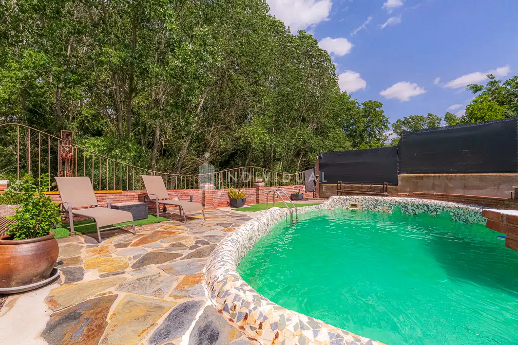 Piscina de Casa o xalet en venda en Santa Eulàlia de Ronçana amb Aire condicionat, Calefacció i Jardí privat