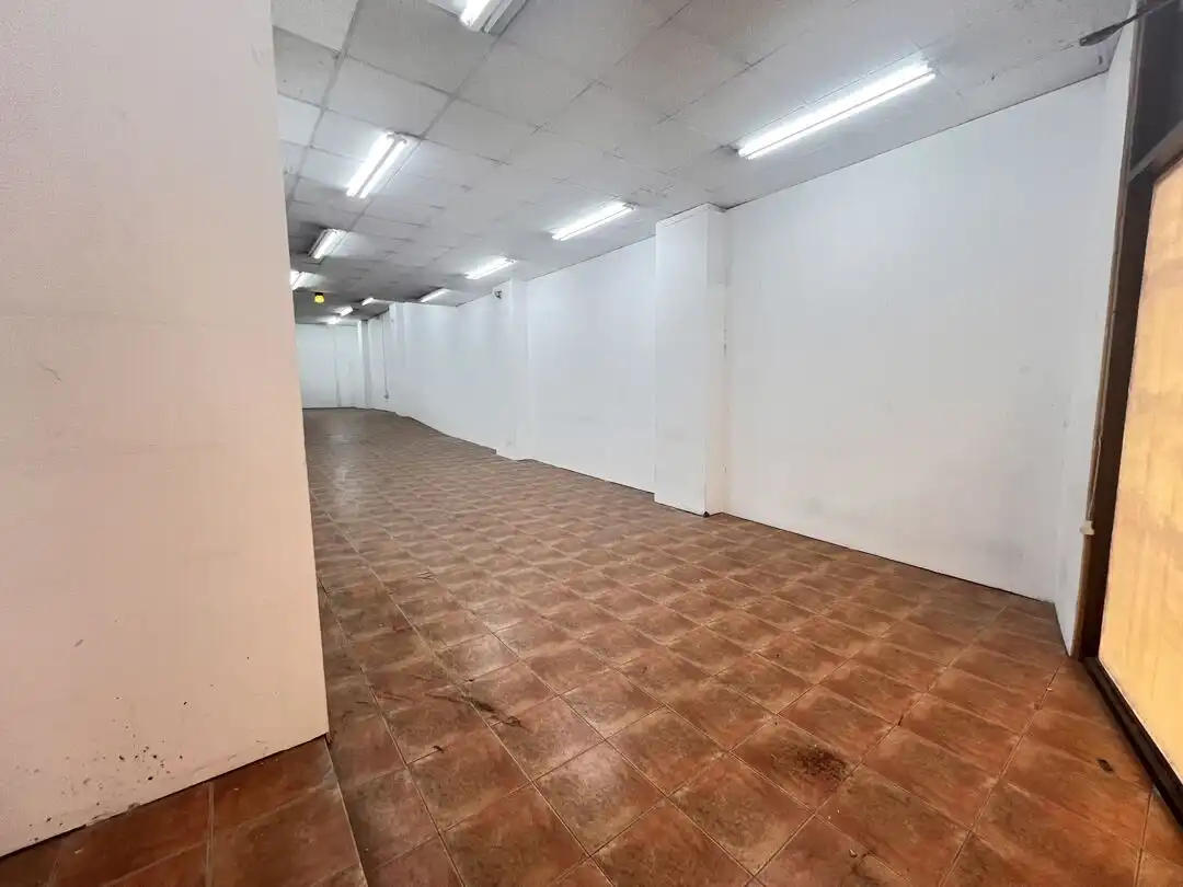 Gewerbefläche zur Miete in Calle Tiboli Kalea, imagen 7
