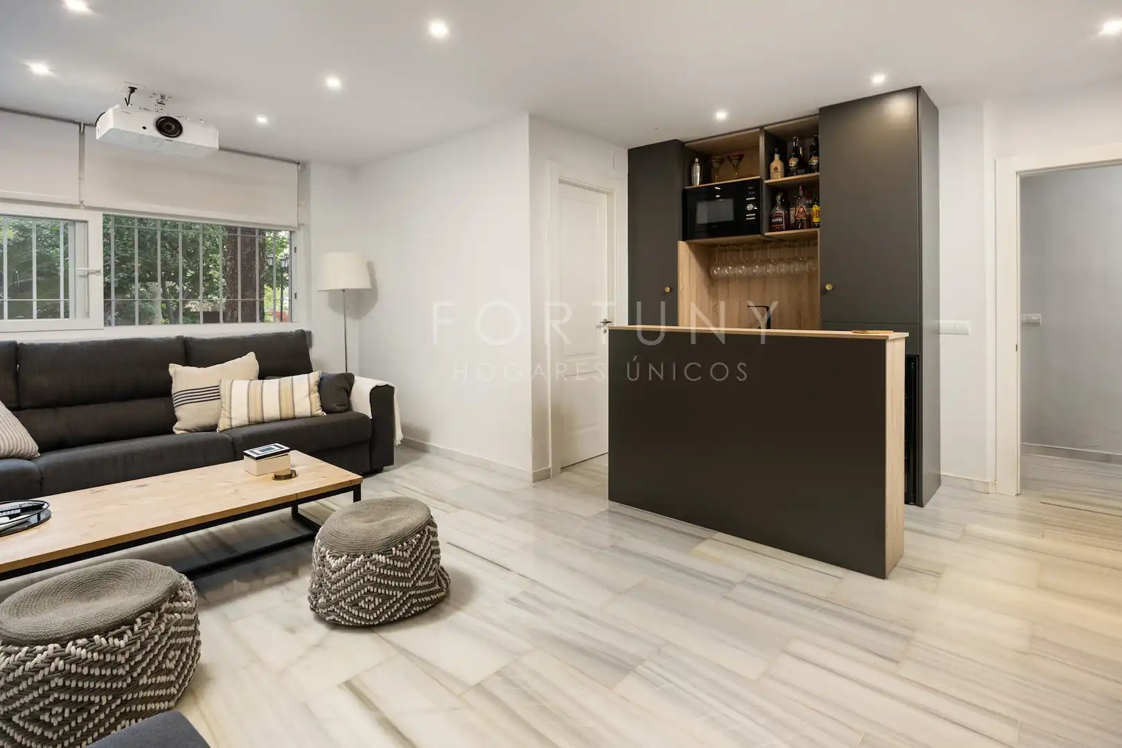 Sala de estar de Casa o chalet en venta en Málaga con Aire acondicionado, Calefacción y Jardín privado