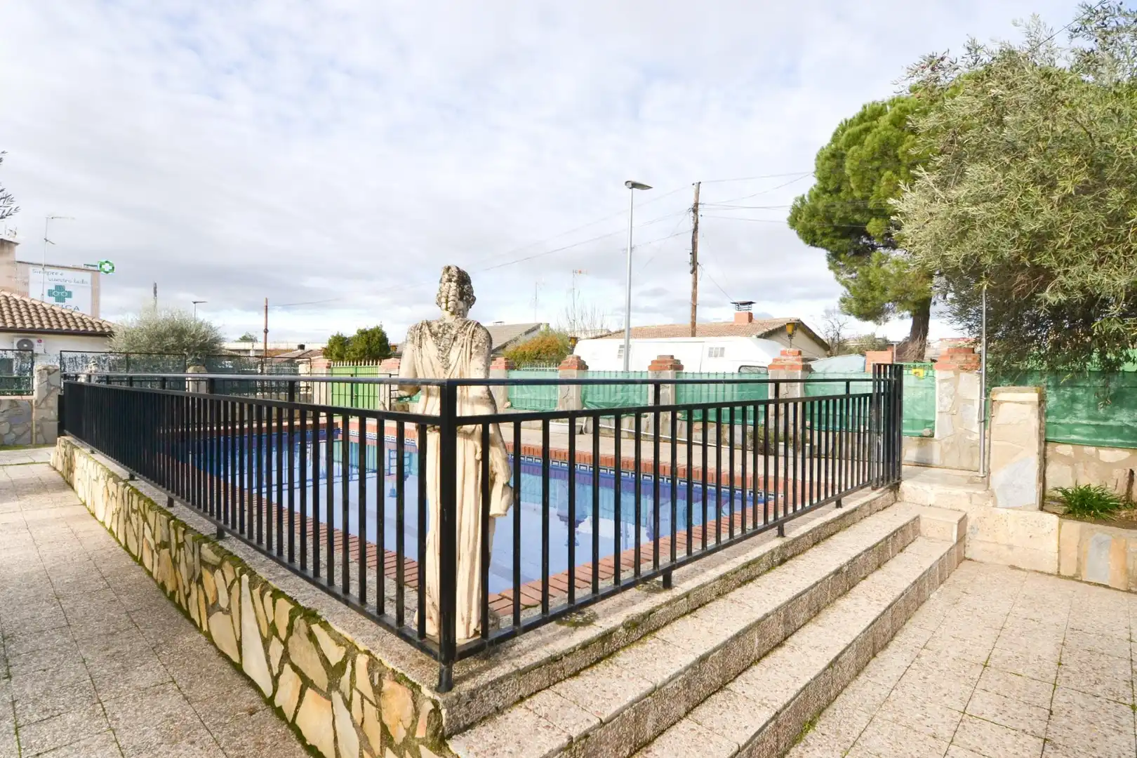 Piscina de Casa o chalet en venta en Escalona con Jardín privado, Terraza y Trastero