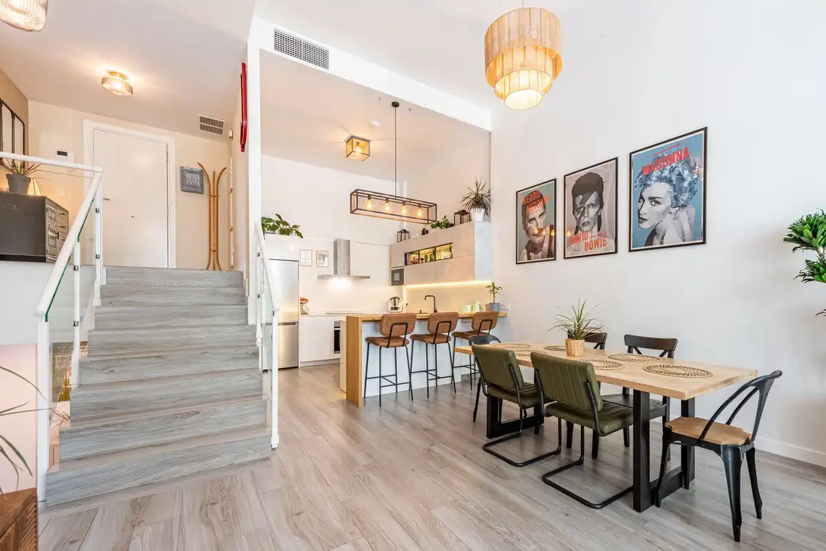 Comedor de Piso de alquiler en Benahavís con Aire acondicionado, Terraza y Trastero