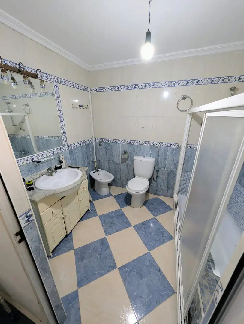Bany de Pis en venda en Sevilla