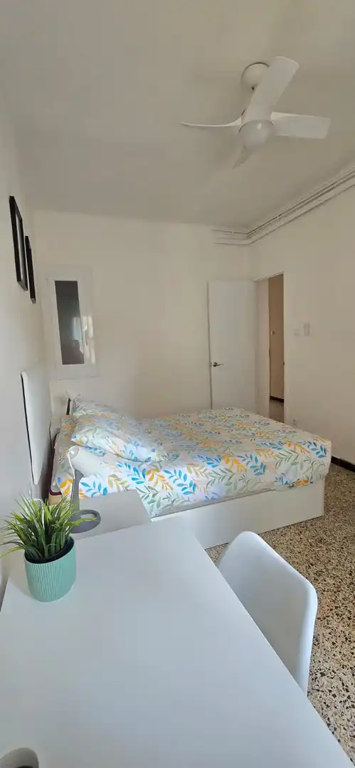 Habitación de Piso de alquiler en Manresa con Calefacción, Amueblado y Horno