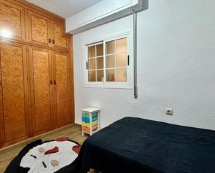 Bedroom of Flat to share in Burjassot  with Air Conditioner, Heating and Balcony