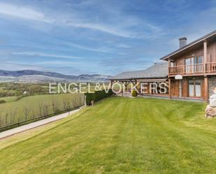 Casa adosada de lloguer en Fontanals de Cerdanya amb Balcó