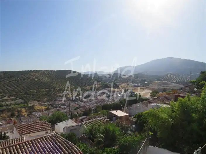 Vista exterior de Casa adosada en venta en Martos con Terraza y Trastero