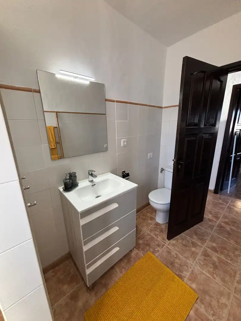Baño de Casa o chalet de alquiler en La Oliva con Jardín privado, Terraza y Amueblado